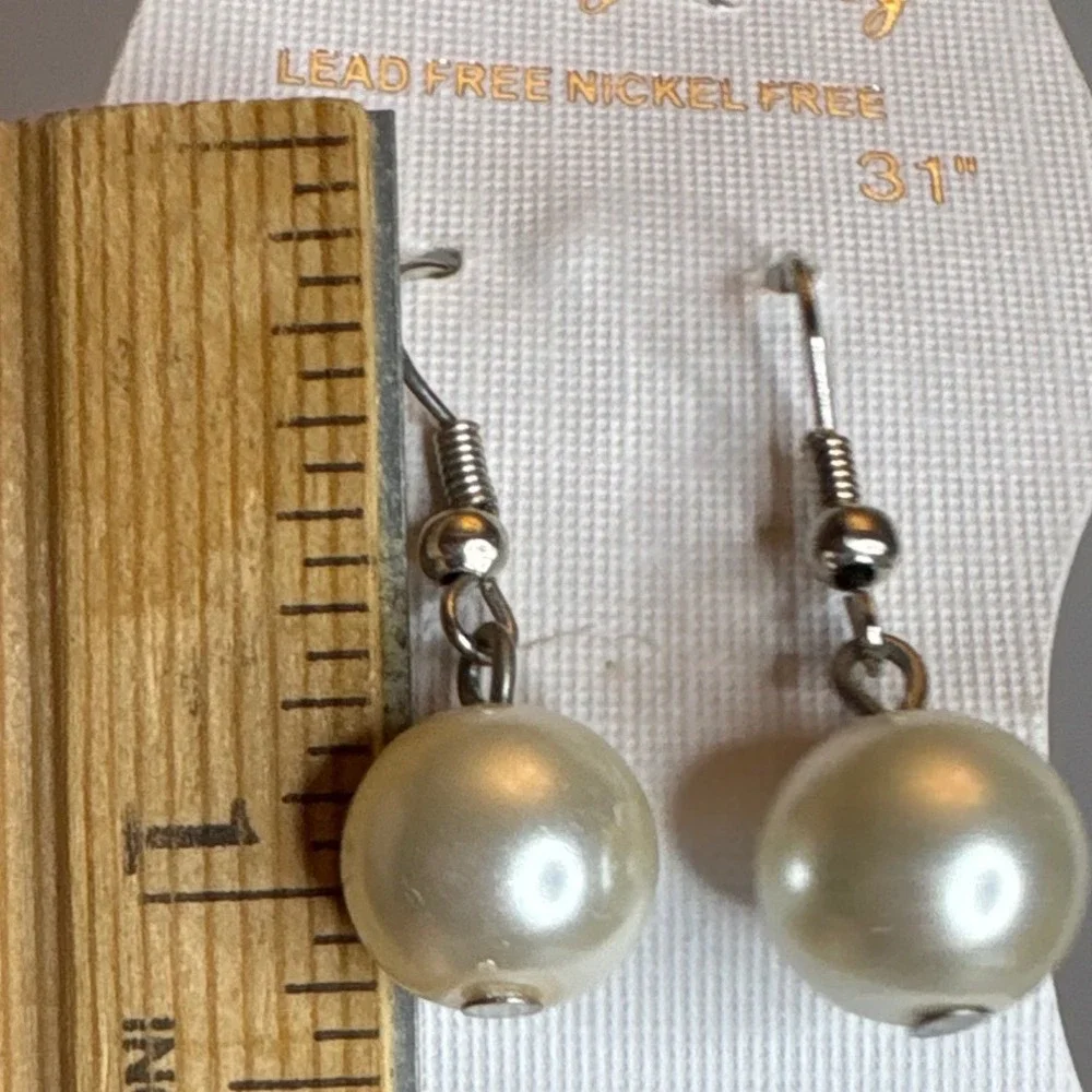 Fashion Jewelry Pearl Drop Earrings Lead Free Nickel Free Silver Tone New‎